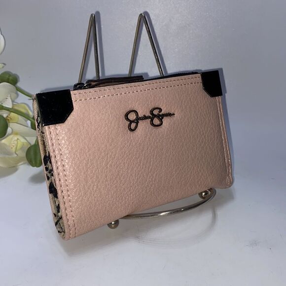 Jessica Simpson Wallet  - Picture 3 of 9